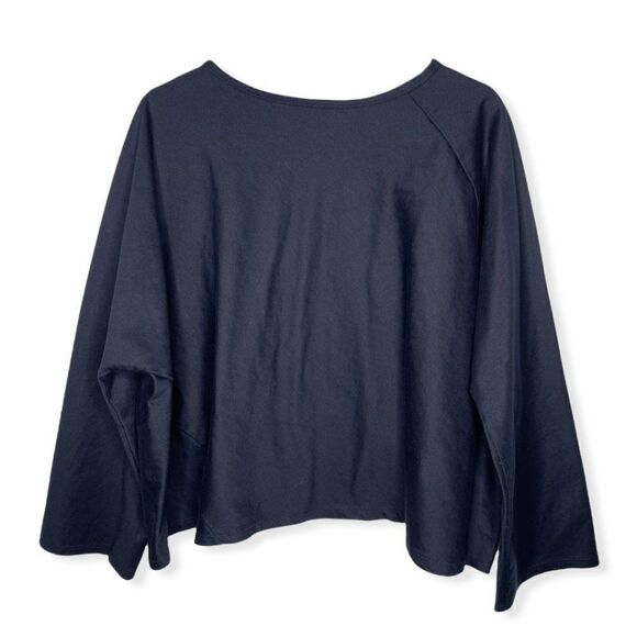SHAMASK Spiral Long Sleeve Top in Black - Picture 1 of 9